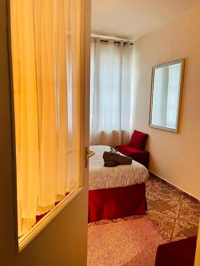 Katalin Panzio Hotel Budapest 3*,  Hungary