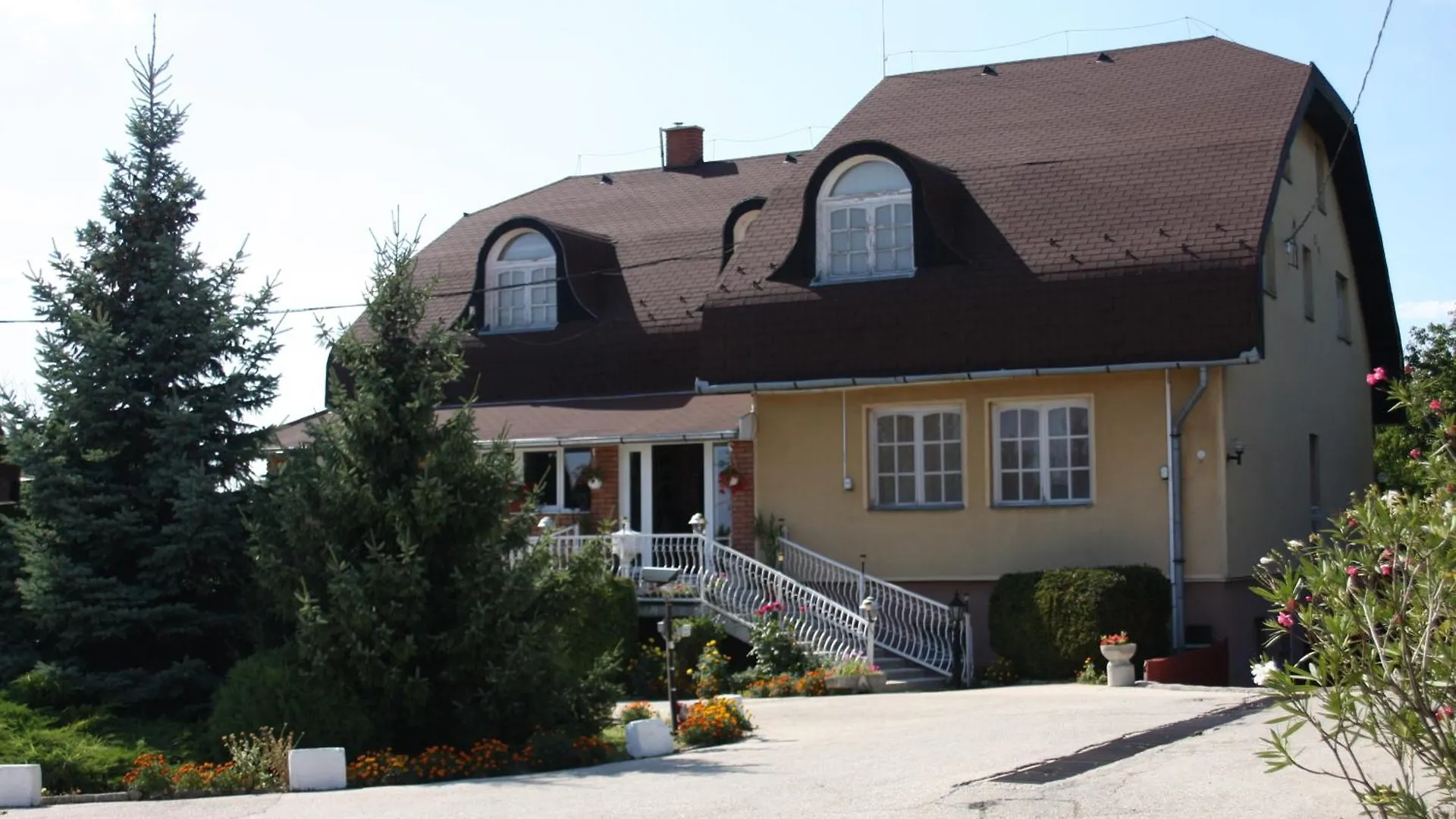 Katalin Panzio Hotel Budapest Hungary